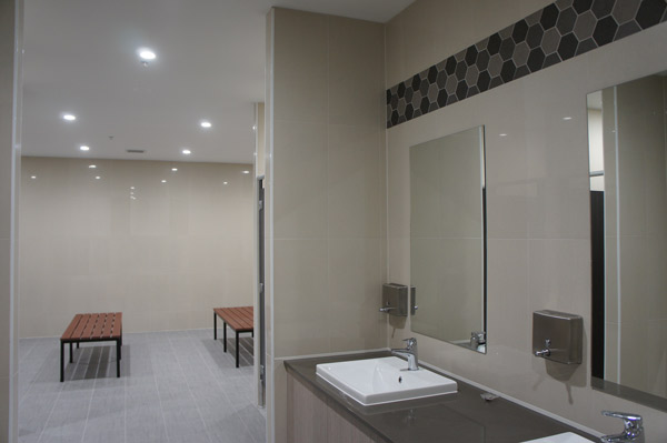 RejectShop_Change-Rooms